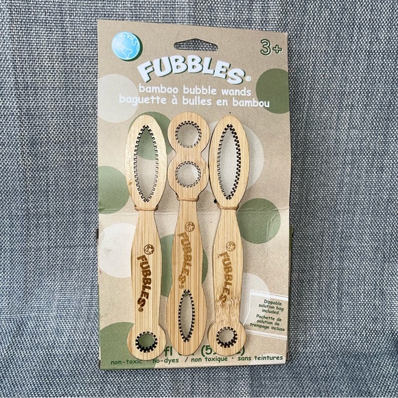 Fubbles 3 Bamboo Bubble Wands & Concentrated Bubble Solution Expandable Bottle - Picture 7 of 12